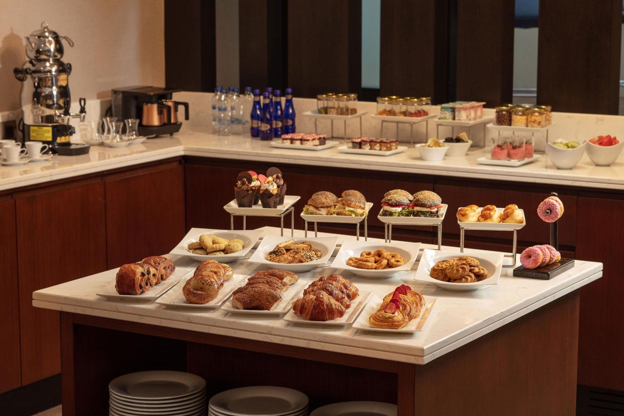 Sheraton Istanbul Levent Екстер'єр фото